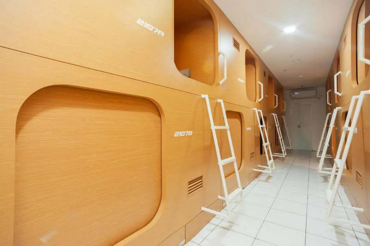 Reddoorz Hostel Near Taman Puring Giacarta Esterno foto